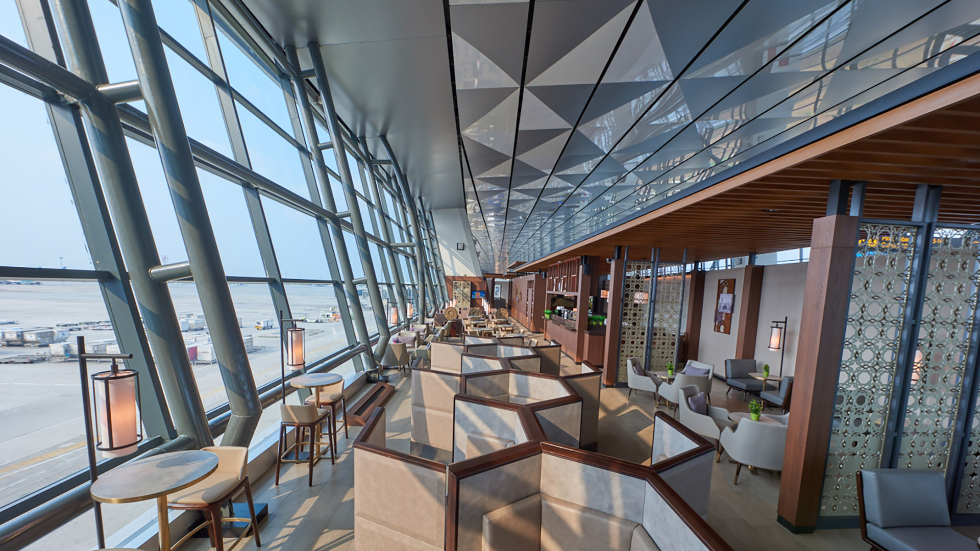 Saphire - Plaza Premium Lounge Jakarta Soekarno-Hatta International Airport, , large